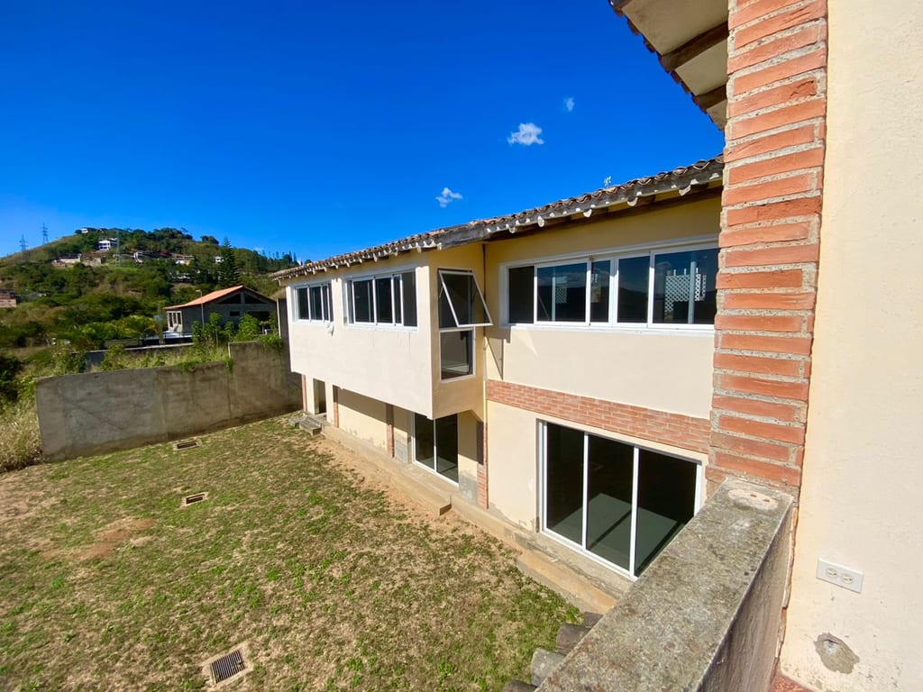 Casa en La Lagunita, Caracas - 1