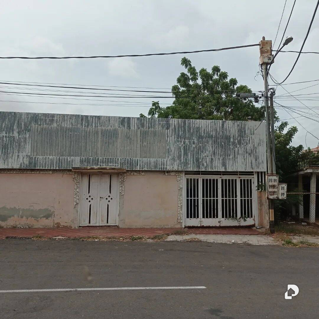 Warehouse in Calle 81, Maracaibo – 1