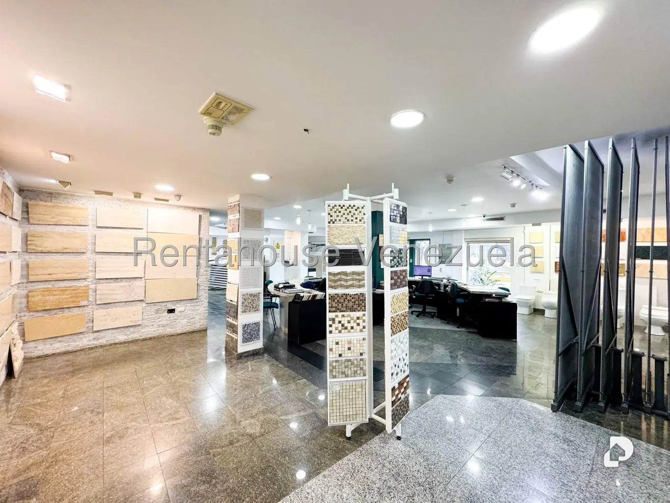 Local comercial en Altamira, Caracas – 8