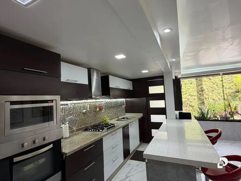 Apartment in Caracas – 6