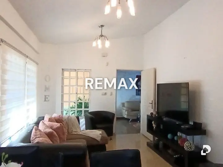 Casa en Barrio San Luis, Maracay – 3