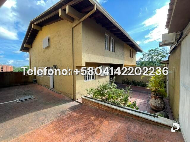 Casa en La Lagunita Country Club, Caracas