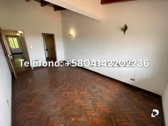 Casa en La Lagunita Country Club, Caracas