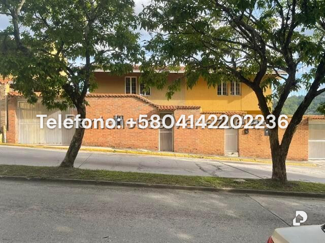 Casa en La Lagunita Country Club, Caracas