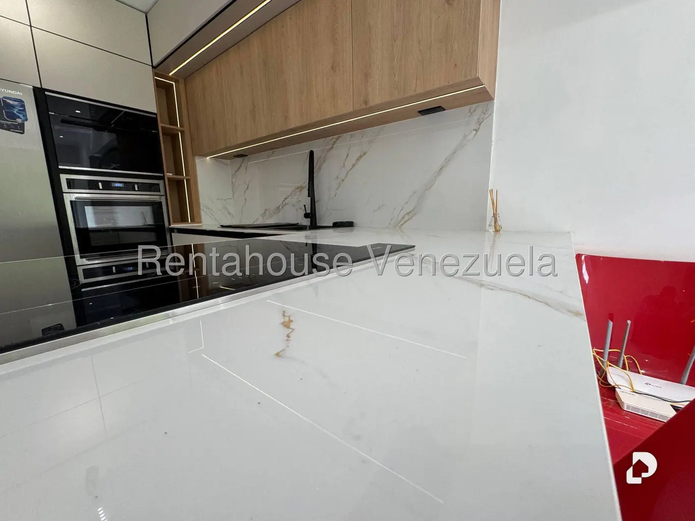 Apartamento en Santa Fe Norte, Caracas – 61