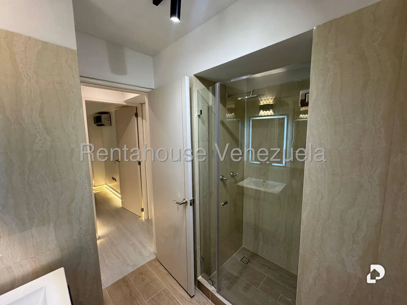 Apartamento en Santa Fe Norte, Caracas – 39