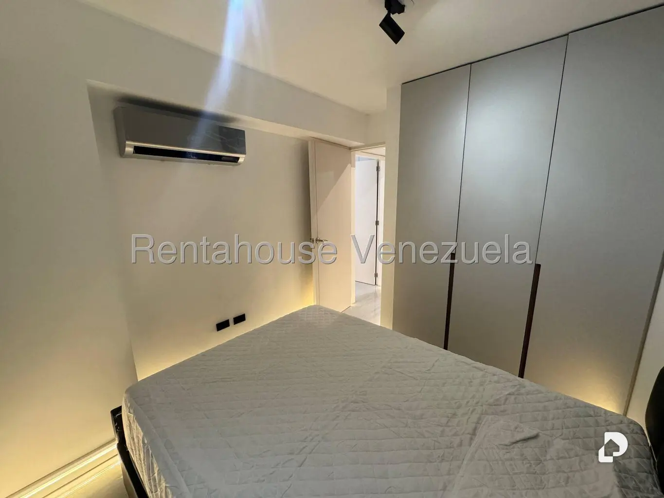 Apartamento en Santa Fe Norte, Caracas – 35