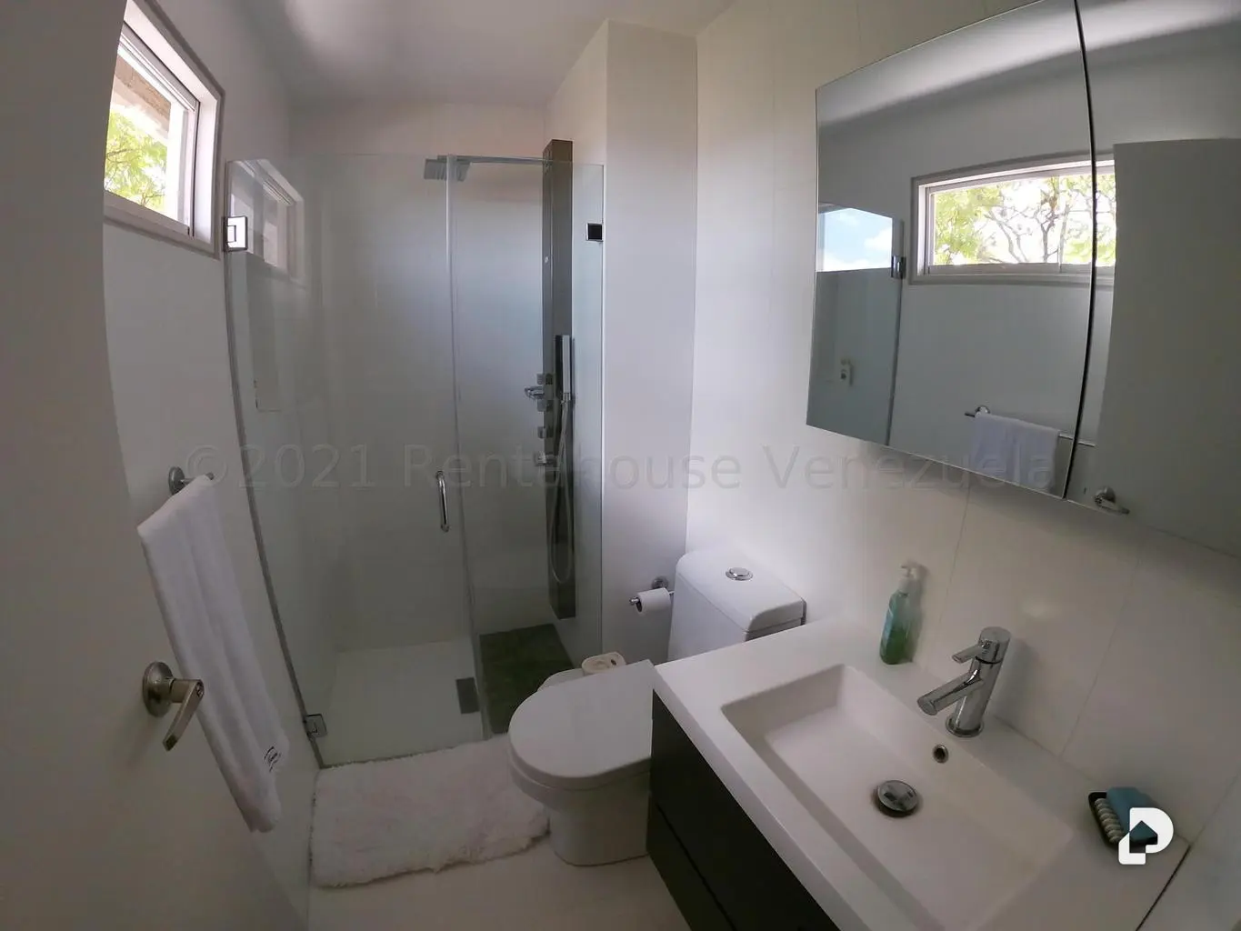 Apartamento en Los Palos Grandes, Caracas – 19