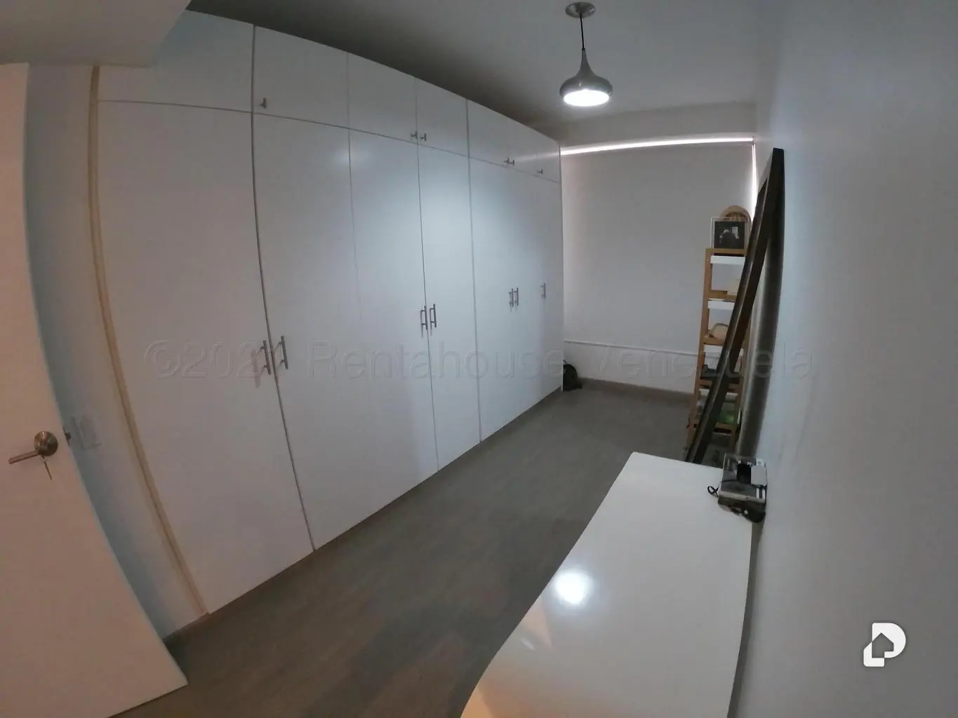 Apartamento en Los Palos Grandes, Caracas – 9