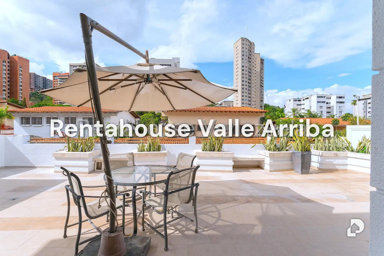 House in Santa Fe Norte, Caracas – 12