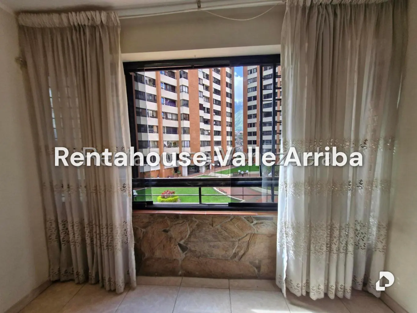 Apartamento en Lomas del Avila, Caracas