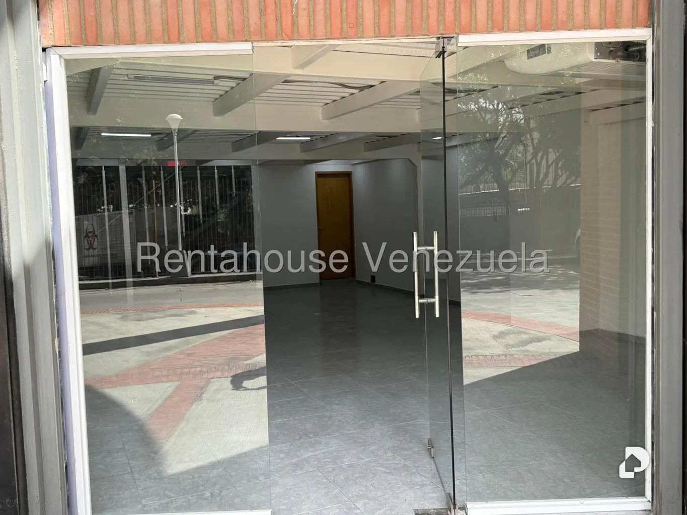 Local comercial en San Bernardino, Caracas – 2