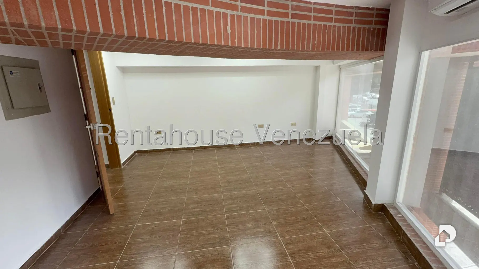 Local comercial en San Bernardino, Caracas – 26