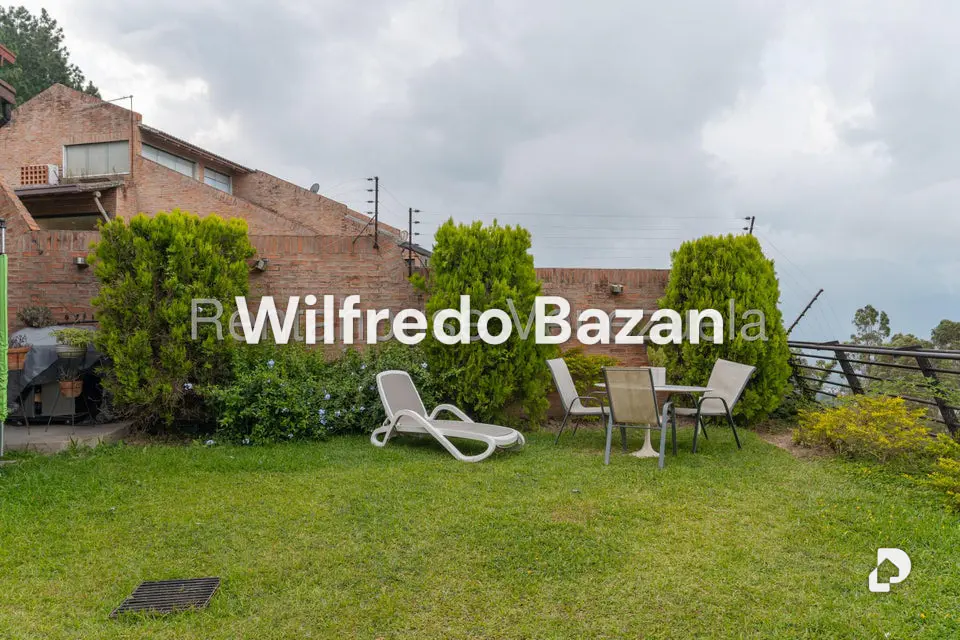 Townhouse en Cantarrana, Caracas – 18