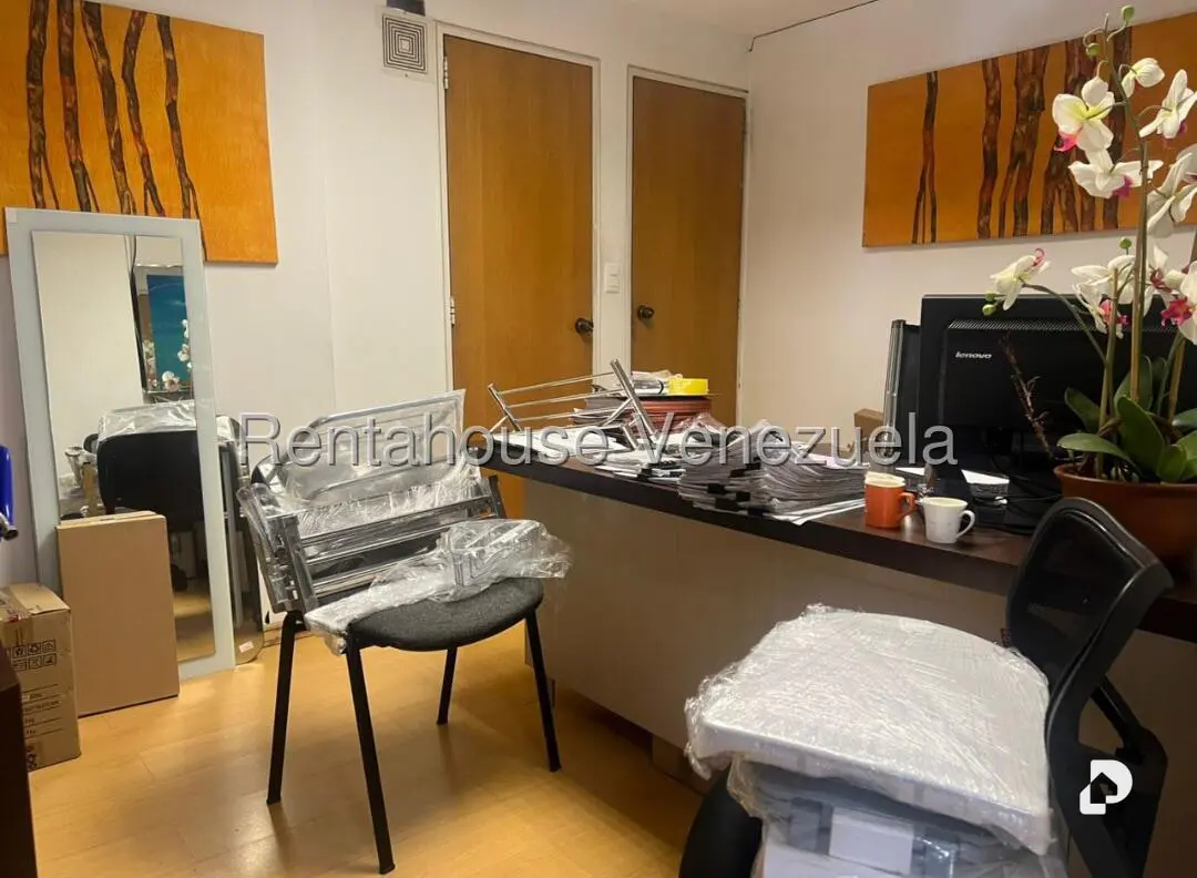Local comercial en El Recreo, Caracas – 22