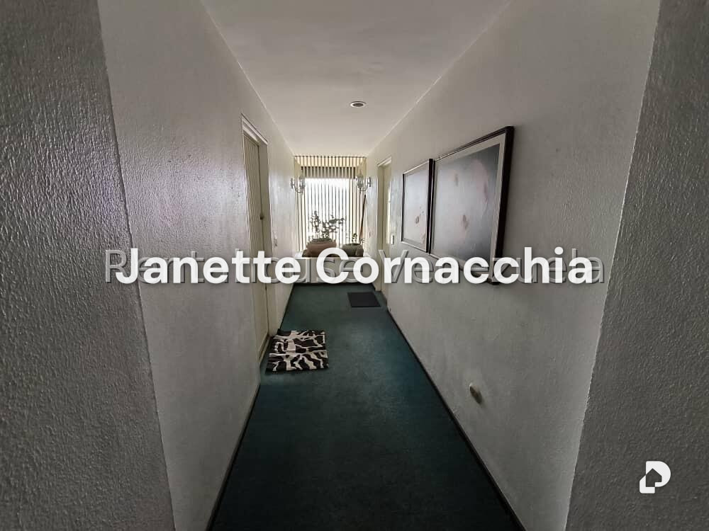 Apartamento en Altamira, Caracas – 3