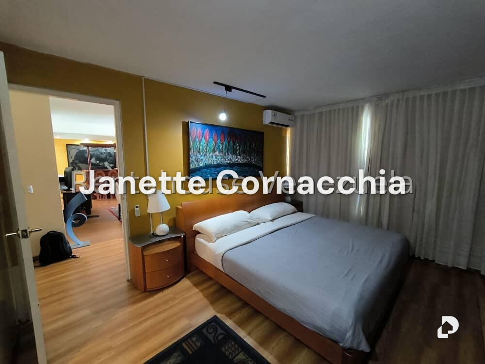 Apartamento en Altamira, Caracas – 16