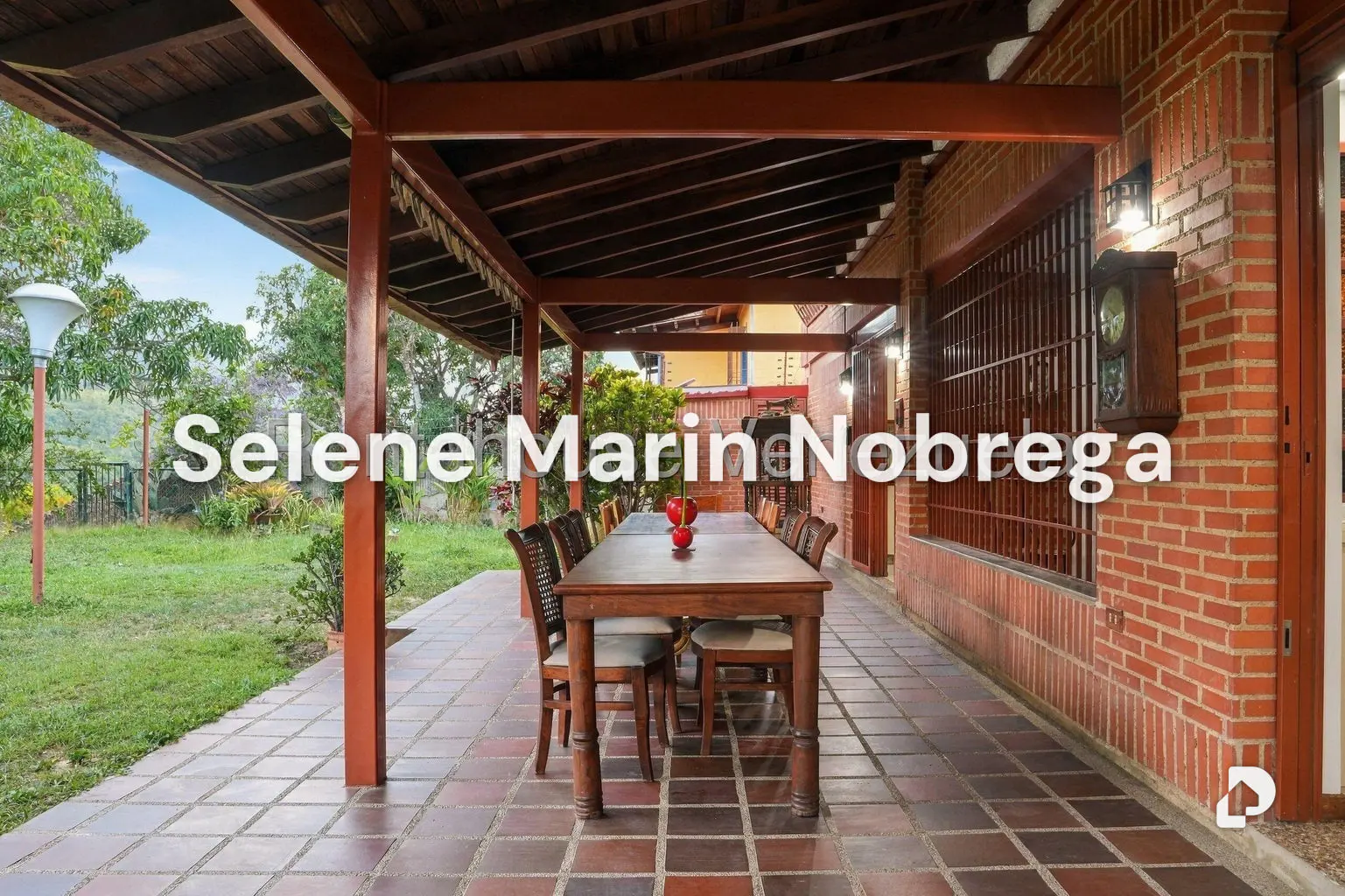 Casa en Colinas de Tamanaco, Caracas – 23