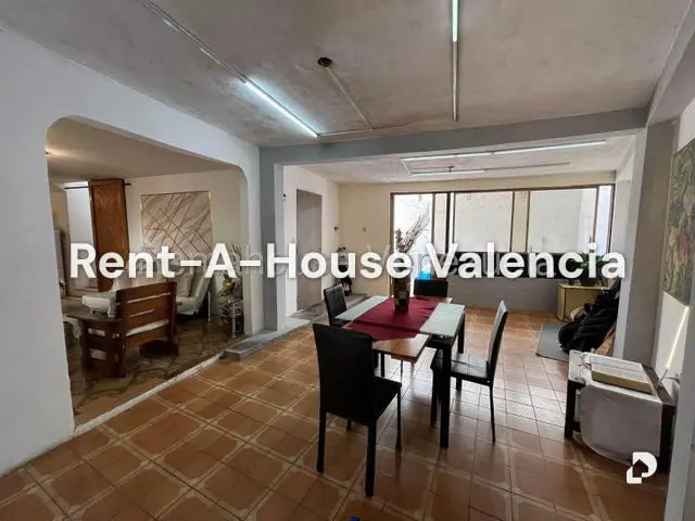 Casa en Parroquia Urbana San José, Valencia – 23