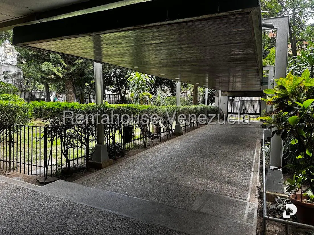 Apartamento en San Bernardino, Caracas – 2