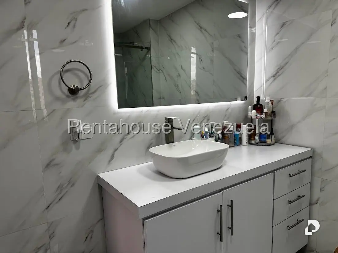 Apartamento en San Bernardino, Caracas – 16