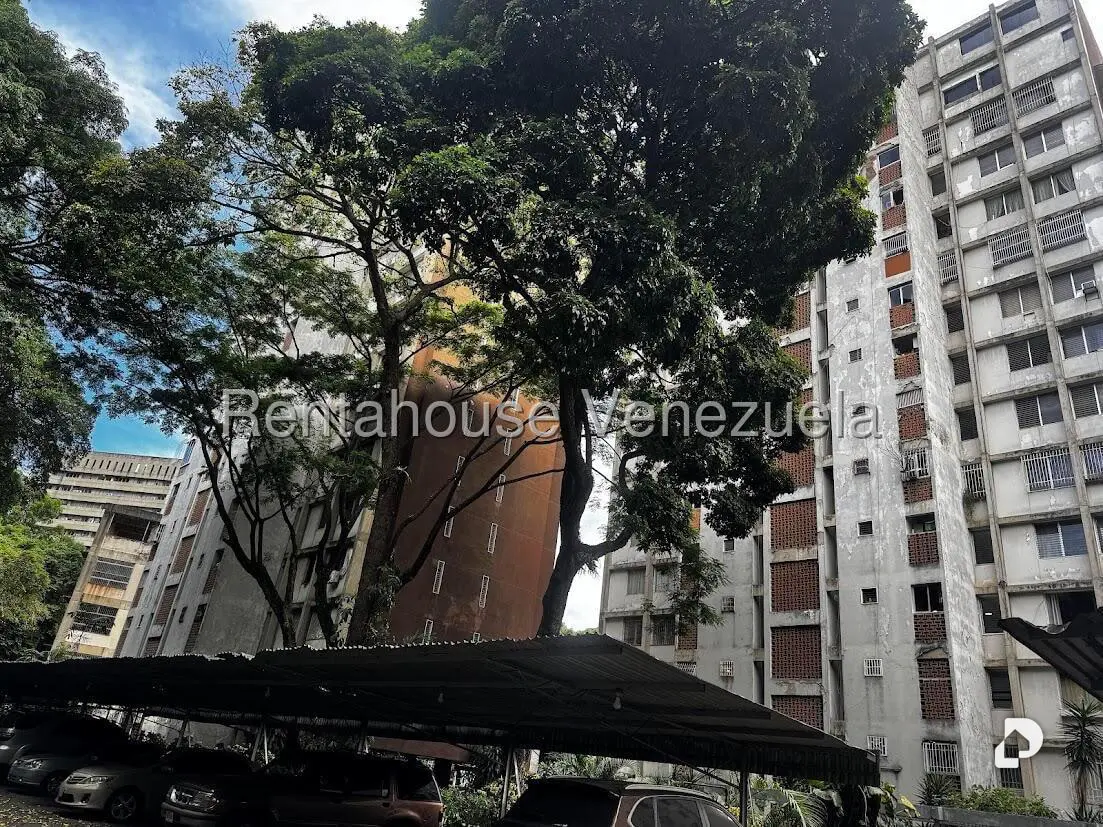Apartamento en San Bernardino, Caracas – 26