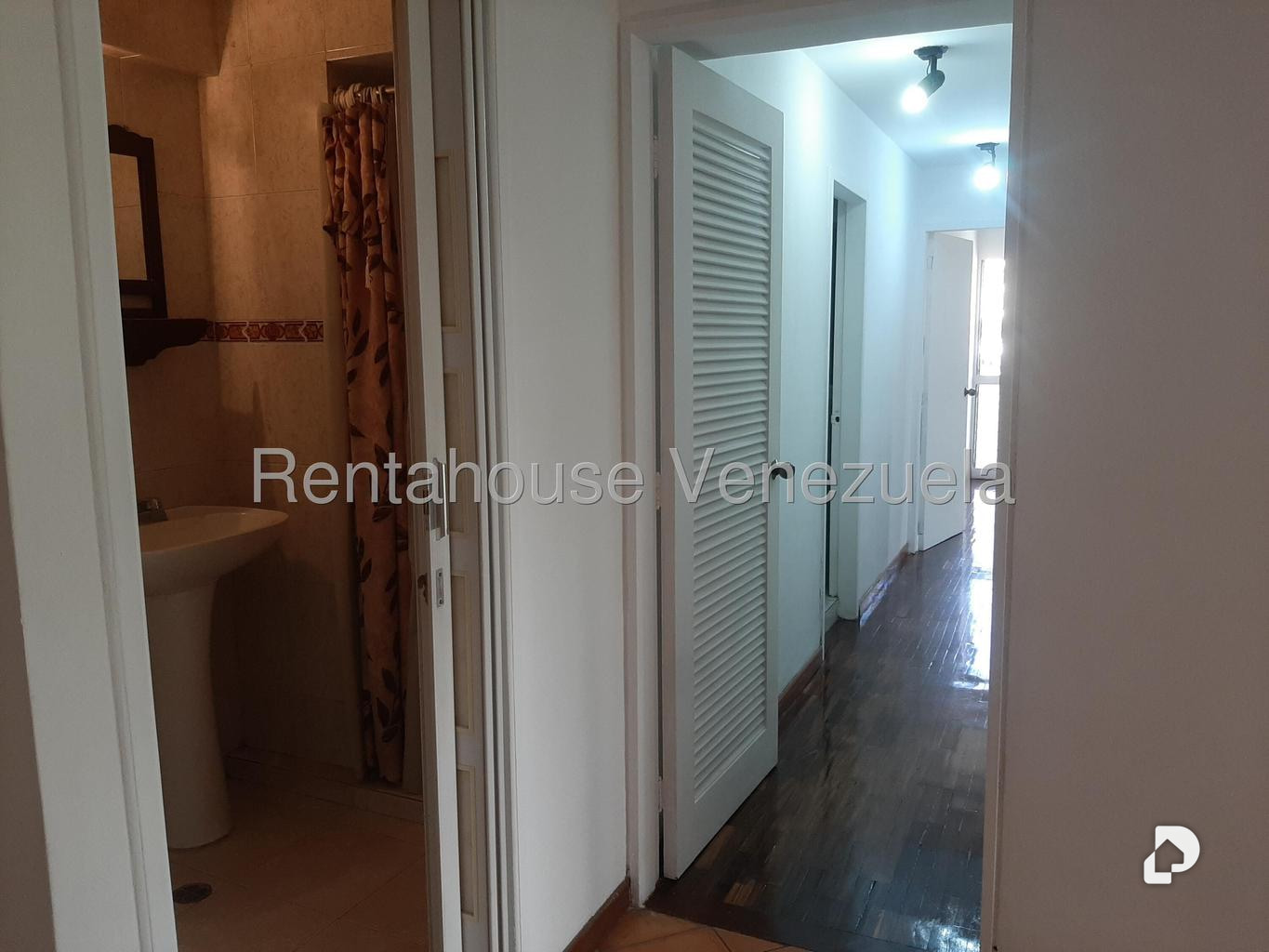 Apartamento en La Alameda, Caracas – 24