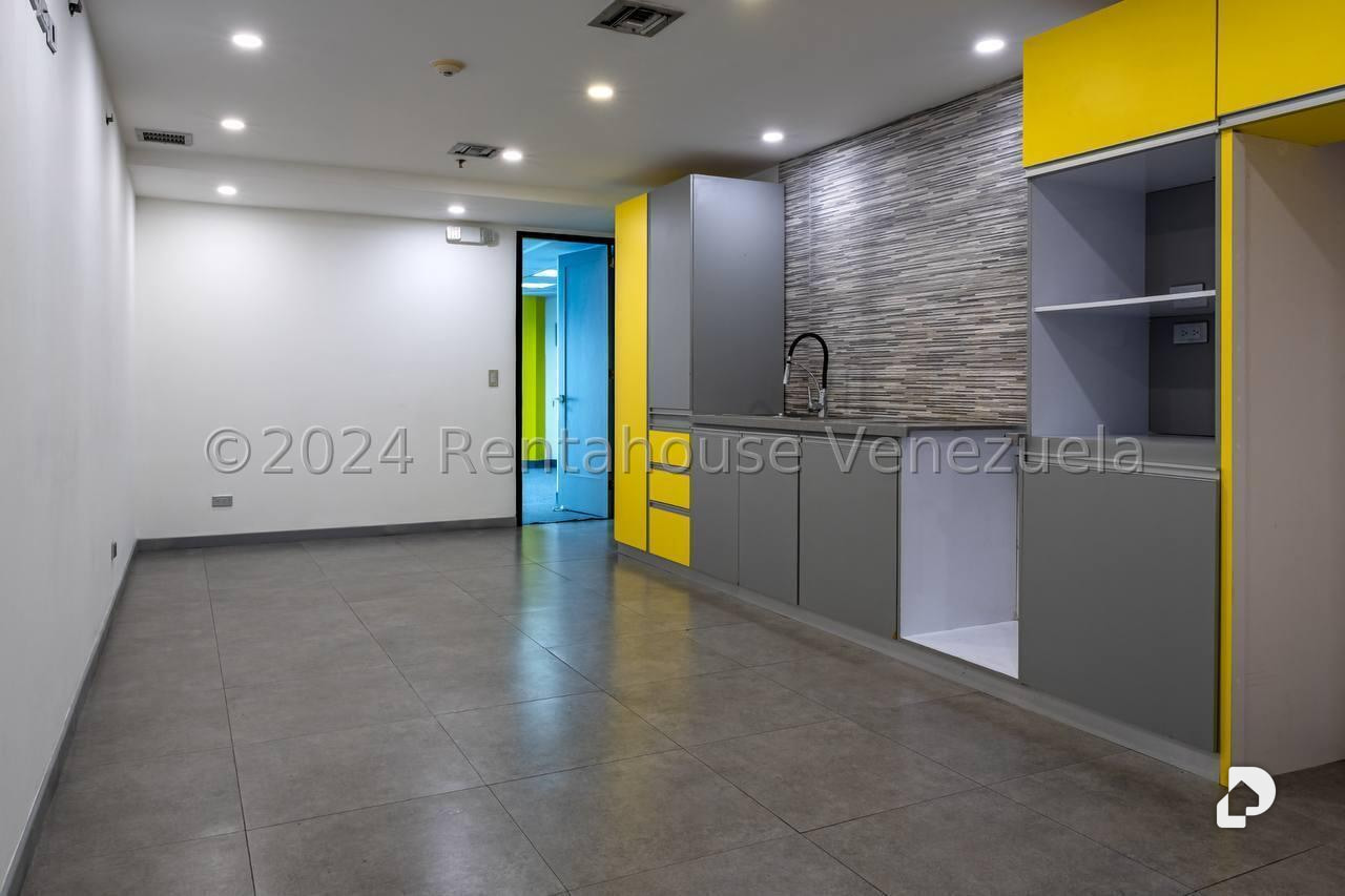 Oficina en El Rosal, Caracas – 20
