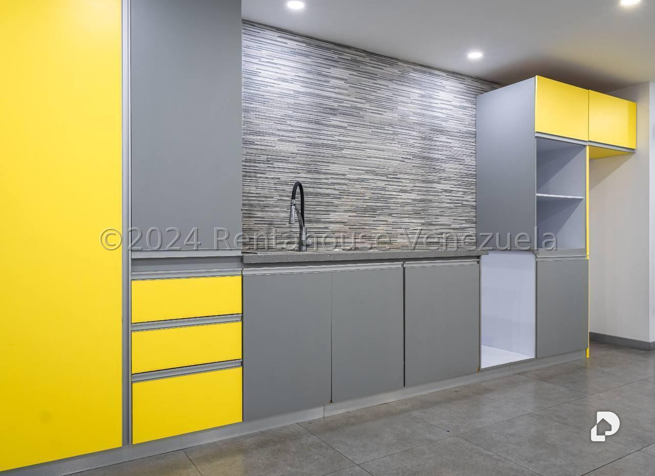 Oficina en El Rosal, Caracas – 19