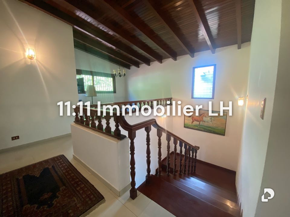 Casa en Colinas de Tamanaco, Caracas – 24