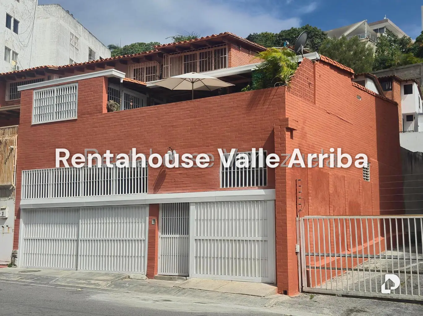 Casa en Cumbres de Curumo, Caracas – 1