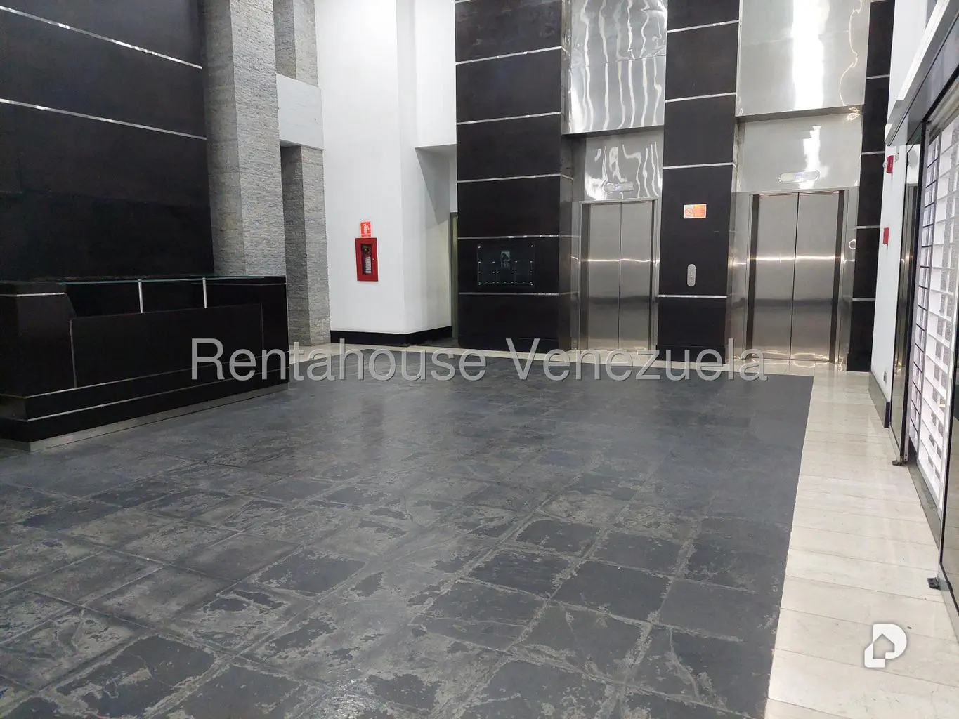 Apartamento en Las Mercedes, Caracas – 23