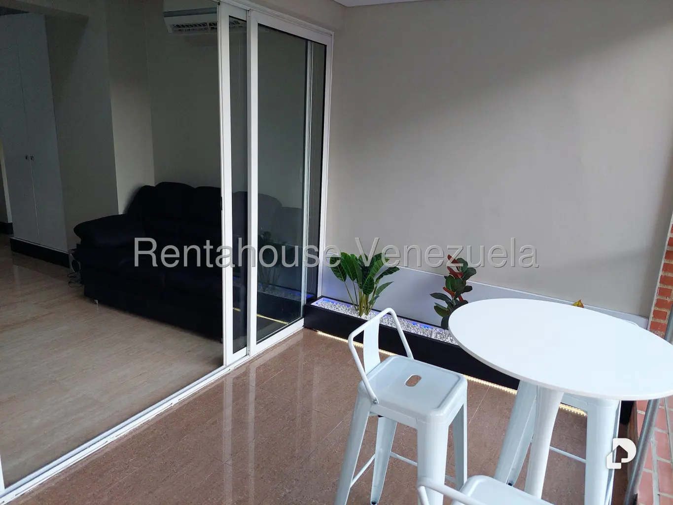 Apartamento en Las Mercedes, Caracas – 11
