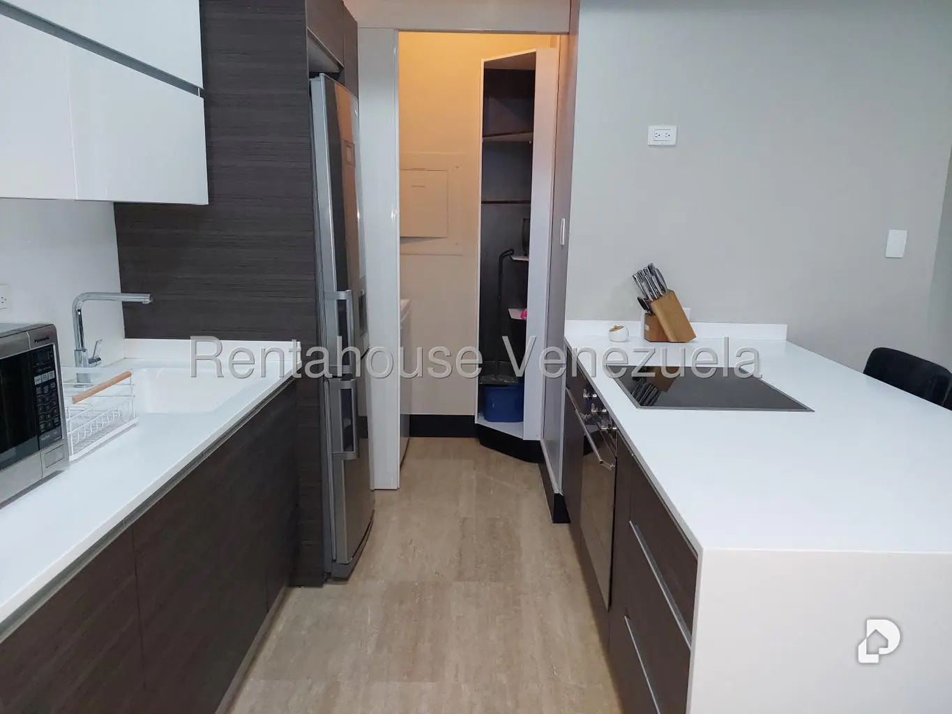 Apartamento en Las Mercedes, Caracas – 6