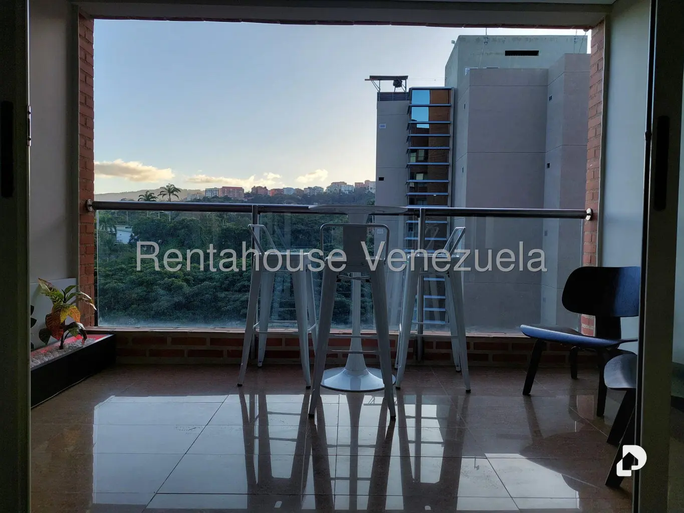 Apartamento en Las Mercedes, Caracas – 2