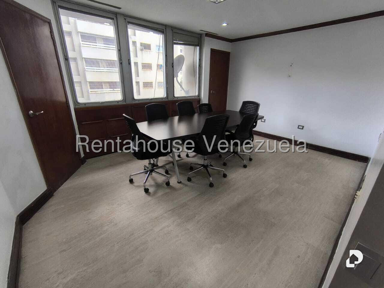 Oficina en El Rosal, Caracas – 11
