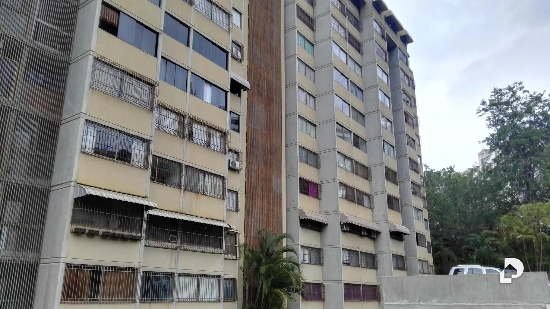 Apartamento en La Bonita, Caracas – 1