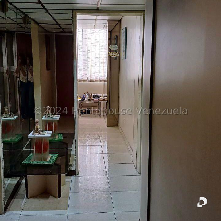 Oficina en La Campiña, Caracas – 3