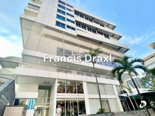 Apartamento en Las Mercedes, Caracas – 1