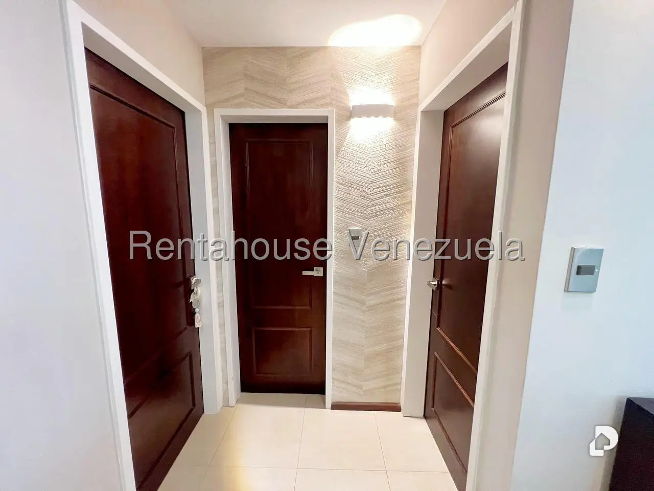 Apartamento en Colinas de La Tahona, Caracas – 11