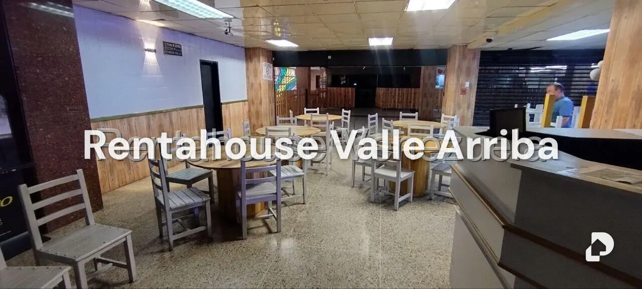 Local comercial en La Urbina, Caracas – 6