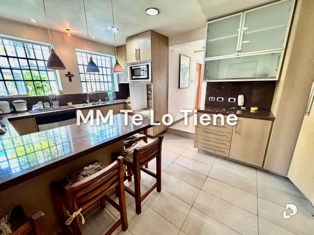 Casa en Valle Arriba, Caracas – 12