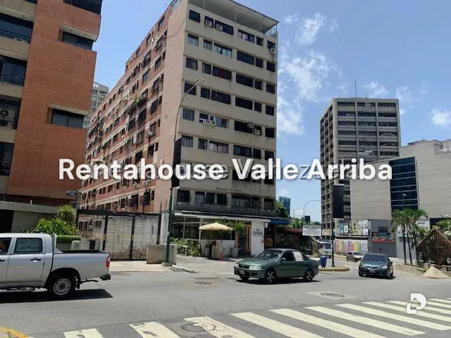 Apartamento en Los Palos Grandes, Caracas – 1