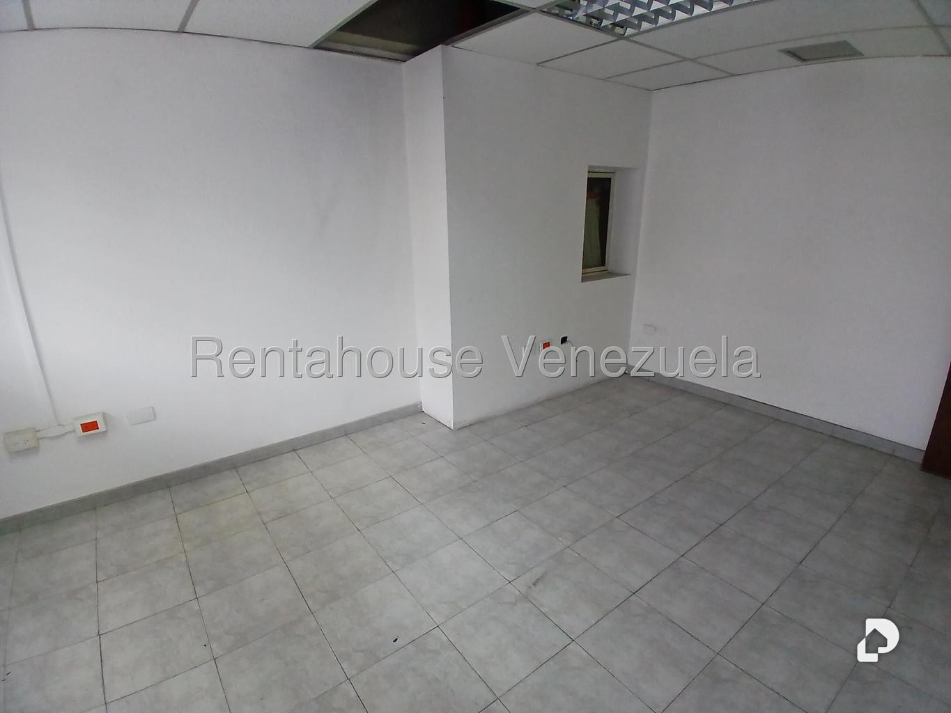 Local comercial en Boleíta Norte, Caracas – 29