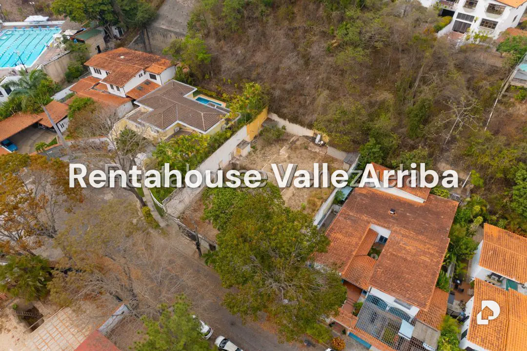 Land in Santa Fe Norte, Caracas – 4