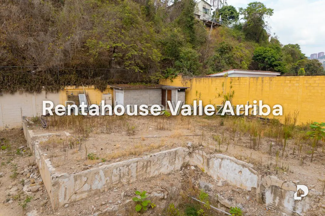 Land in Santa Fe Norte, Caracas – 10