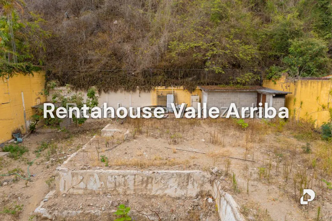 Land in Santa Fe Norte, Caracas – 21