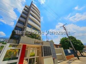 Apartamento en Urbanización San Isidro, Maracay - 1