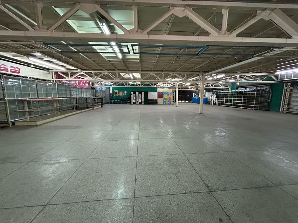 Local comercial en Casco Catedral, Valencia - 1