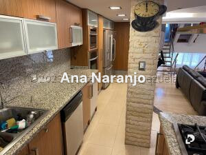 Townhouse en Alto Prado, Caracas – 14